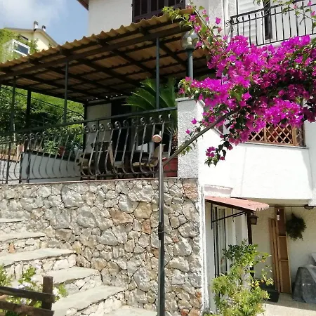Casa Laralisa * Pietra Ligure